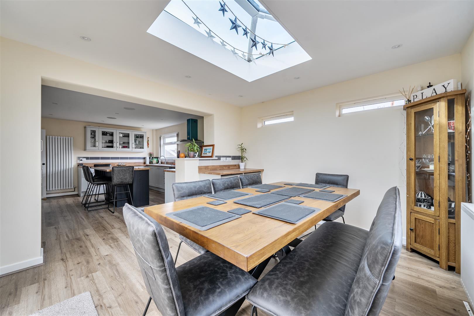 Property Image 84c71cf2-3c72-4644-b954-abc0b71a7a92