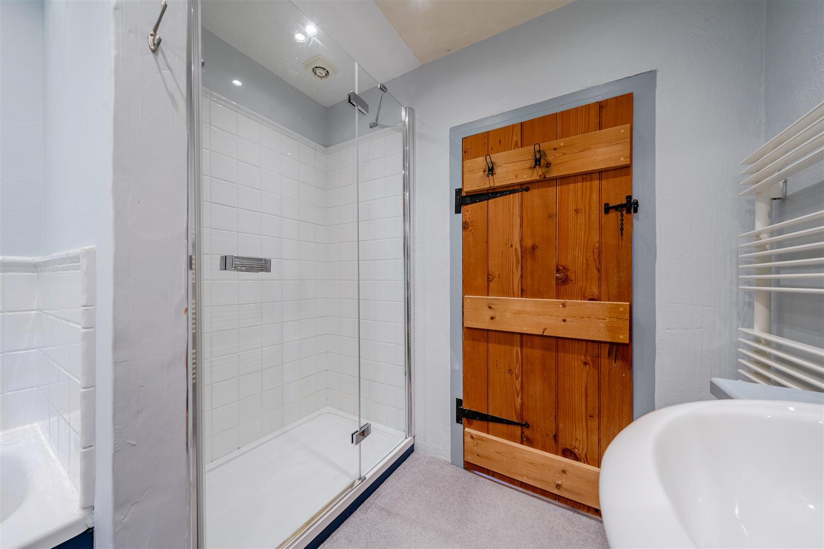 Property Image 84d366af-2333-4948-a514-8e7ecf71a899
