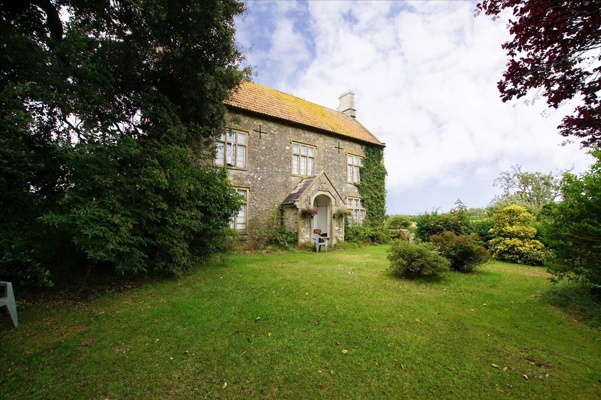 Property Image 84d3b037-7c4b-41d4-805a-74c9e7152a40
