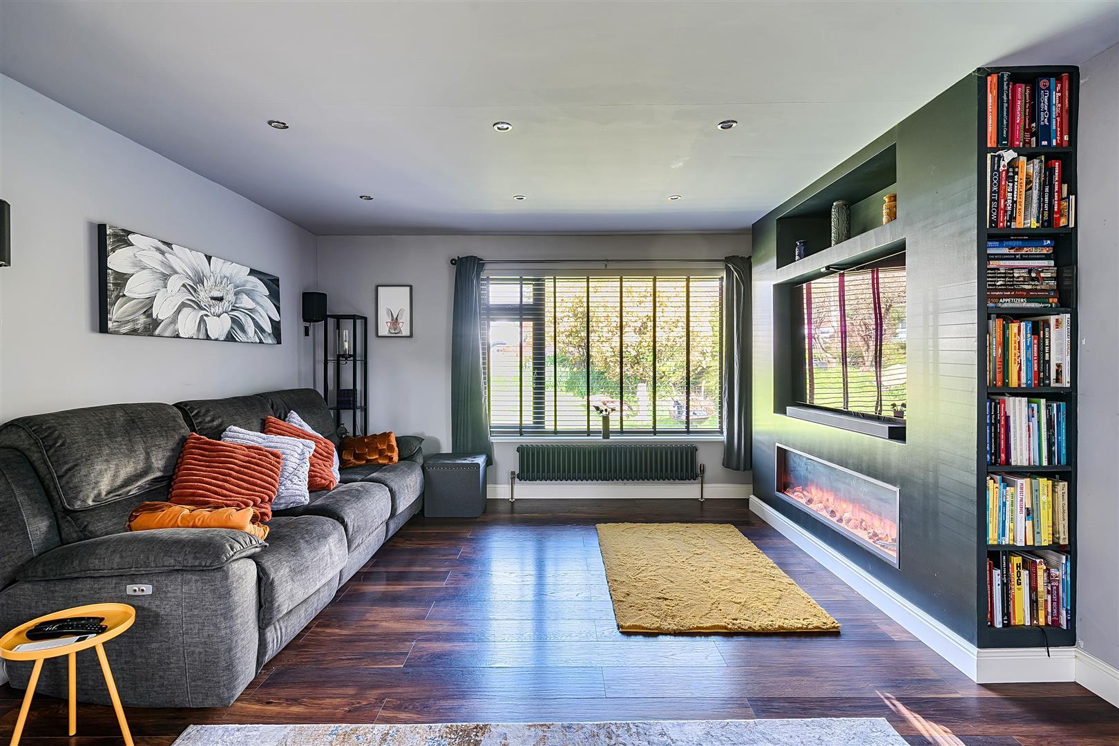 Property Image 84d44261-bf58-47d6-bcba-f5a8dd6fe8bf