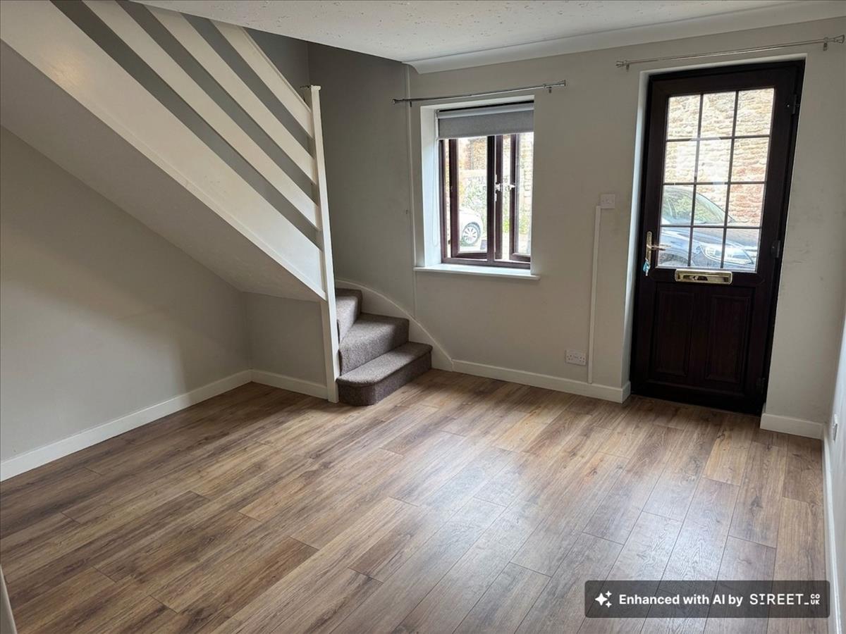 Property Image 84d46462-77e1-44c8-b7d3-a3ce0742303e