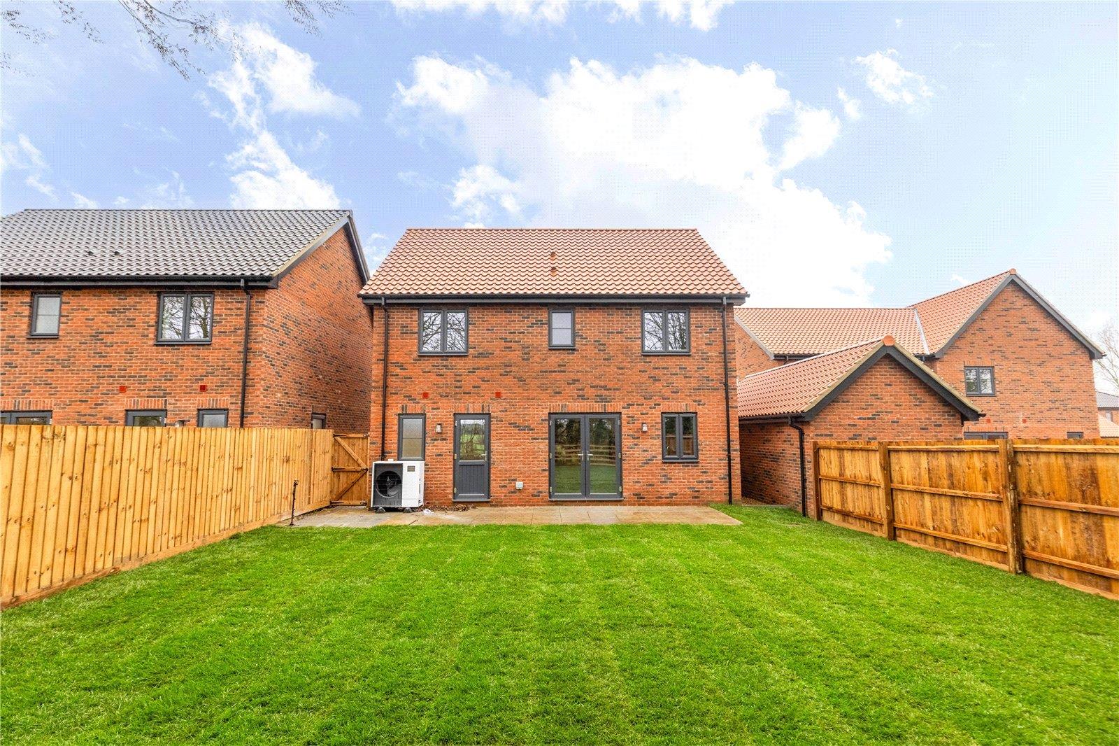 Property Image 84ecddd0-5199-41b7-bdbd-583f10921c04