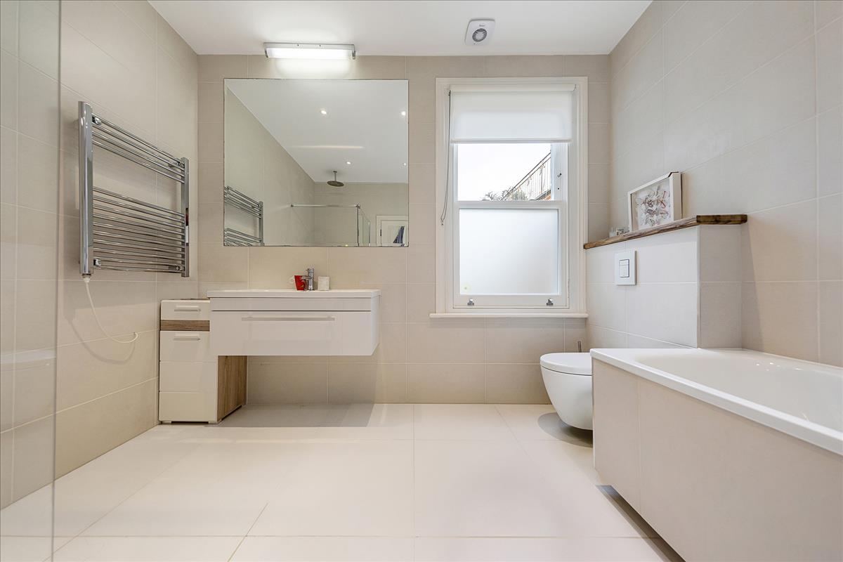 Property Image 84ecfabd-b948-4c00-aaa4-74ef478ca1cc