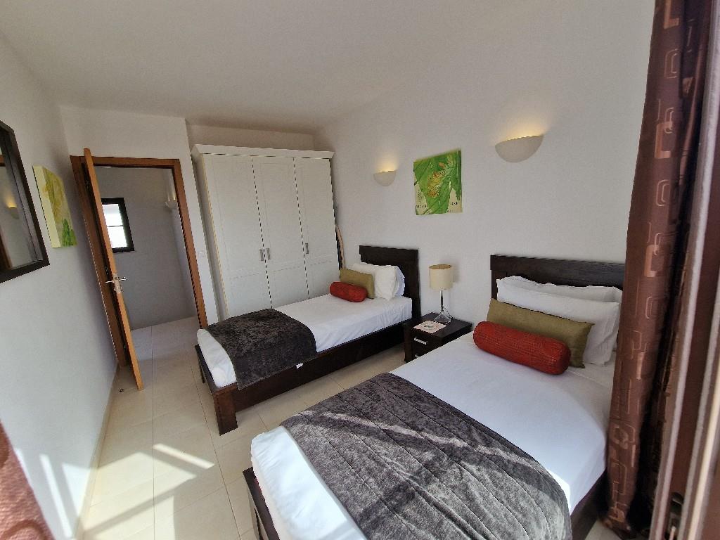 Property Image 852a0607-4796-4bb4-9073-c62f83893a70