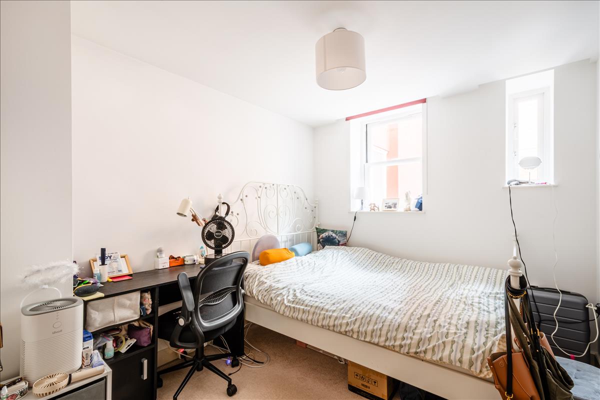 Two bed two bath property for let on Bloomsbury Terrace Fitzrovia WC1