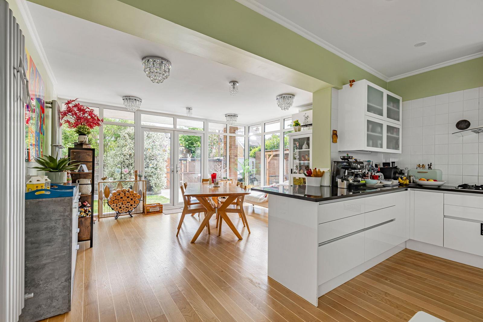 Property Image 853d82dc-2b8a-41a2-97f0-7208a3c00f58