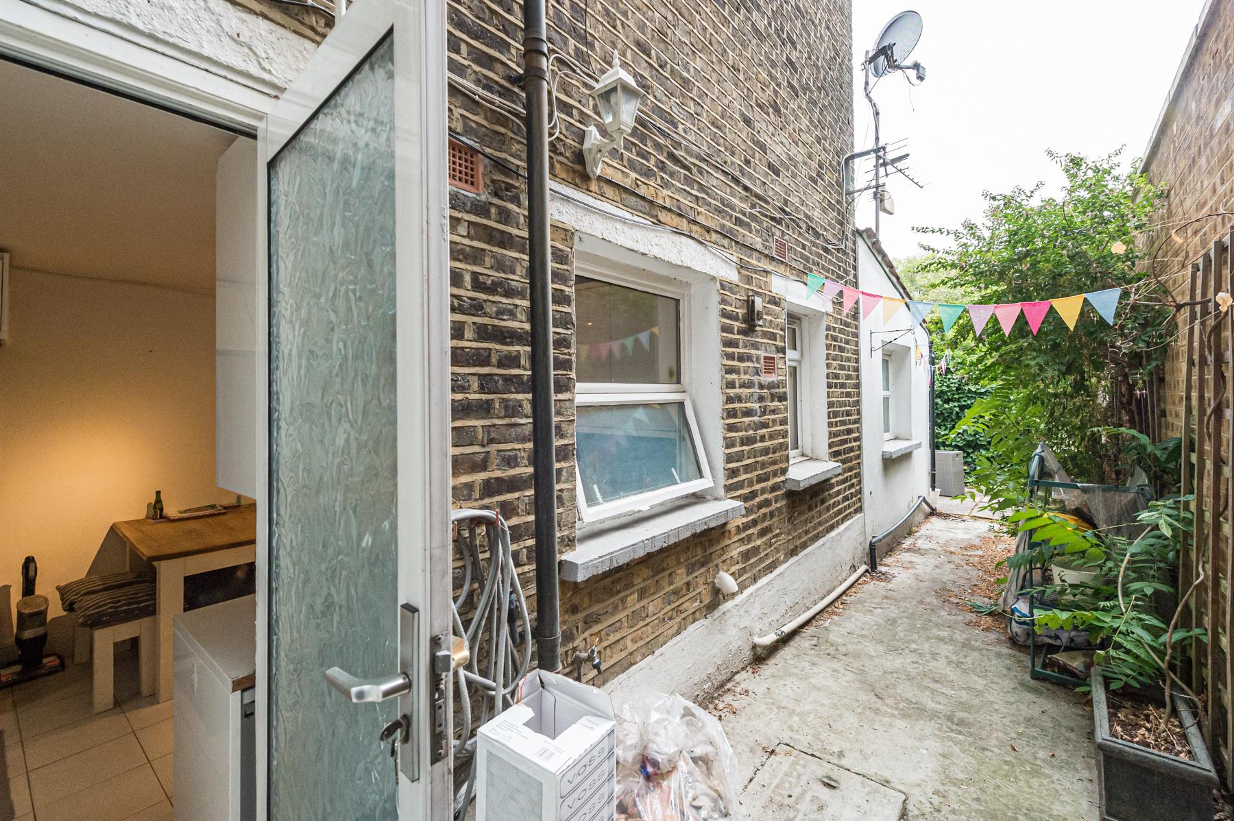 Property Image 853e936b-c6c8-421b-9db9-58583d24977e