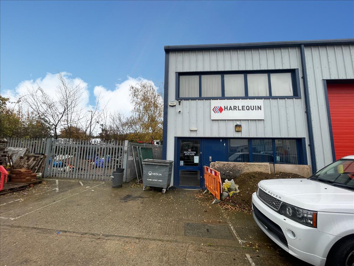 Property Image 8544e37c-2c11-489c-823d-03d2d3a74bf7