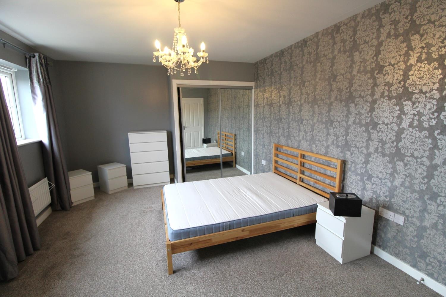 Property Image 854730e6-e70e-45ae-8aff-8665e1750d55