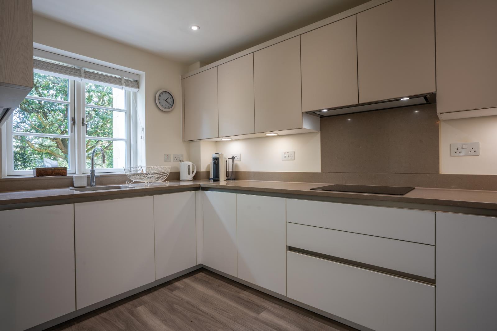 Property Image 85586b01-2f35-4e1d-a0c5-3ba85c7c60bf