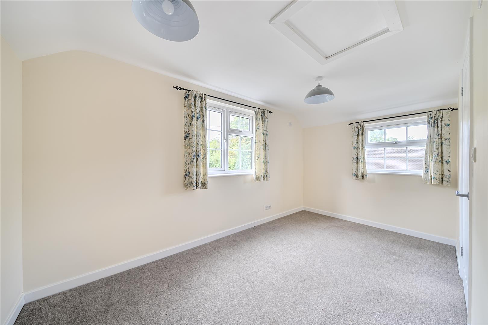 Property Image 855fe6b7-2387-4a71-9f15-7863c02ccf2b