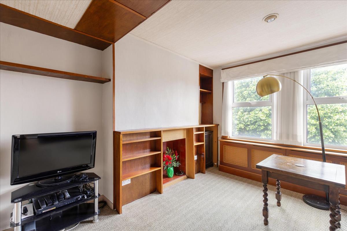 Property Image 85649b29-1e14-4f27-b321-3a9961c86ca0