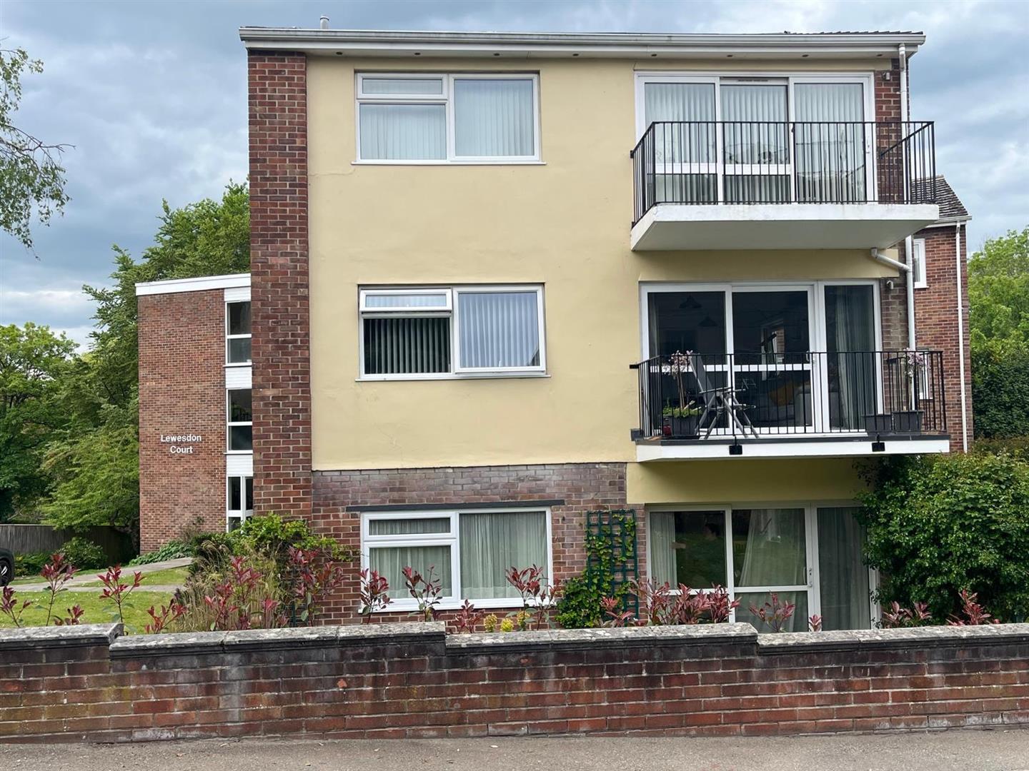 Property Image 8569d1e7-a829-4727-8074-a56a269f6384
