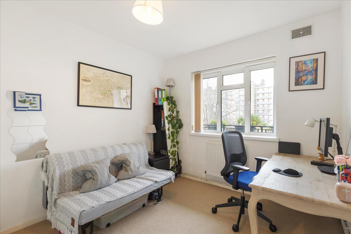 Property Image 85716004-1752-42a4-81f6-446607e56c33