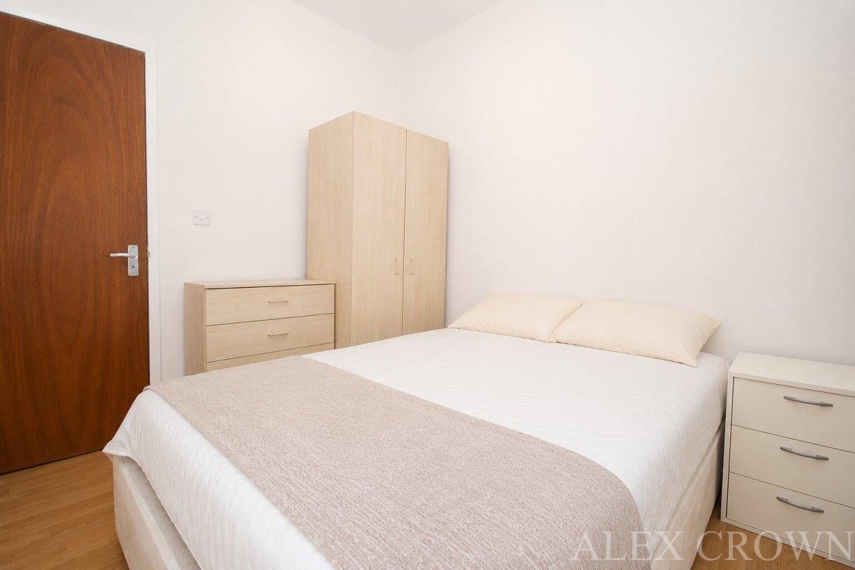 Property Image 85811af9-316e-4c93-8f81-6f3fa3520bd7