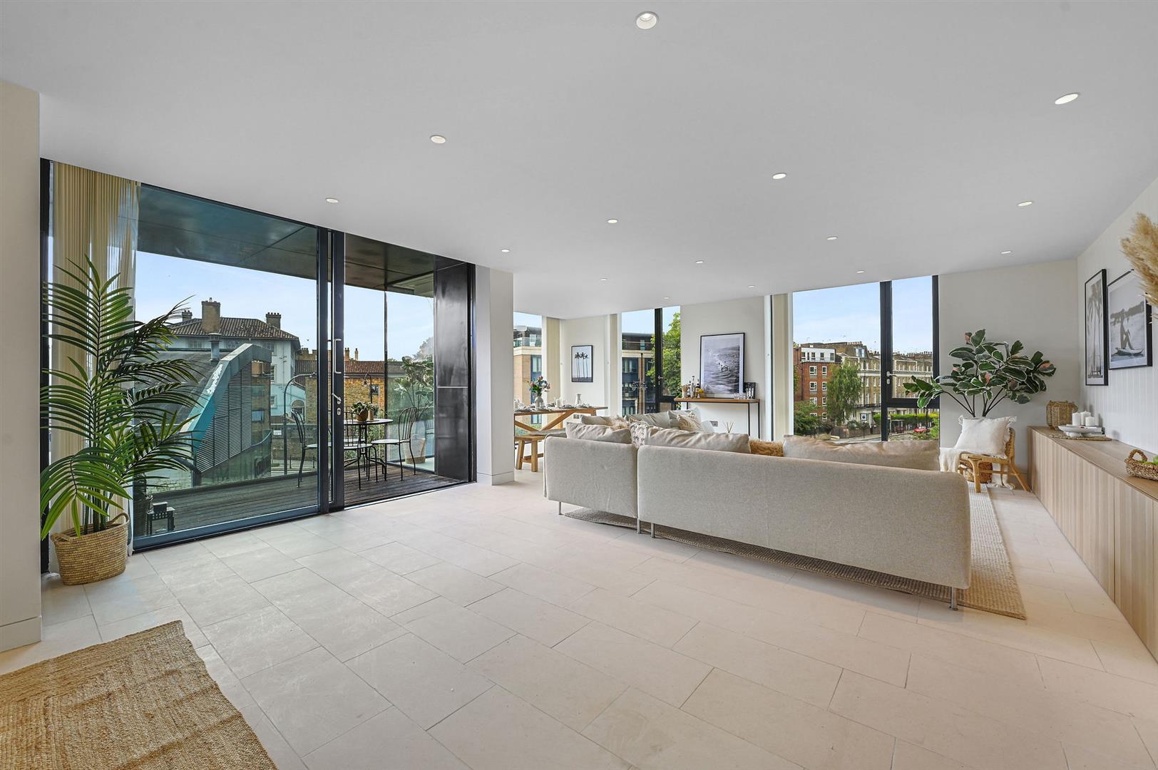 Property Image 8581dff6-633e-485f-97d2-21e76ed12065