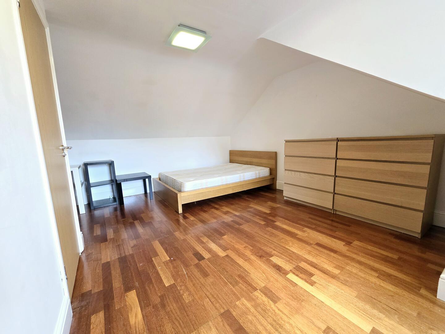 Property Image 858f4f87-08be-4a93-87b9-15f70874650e