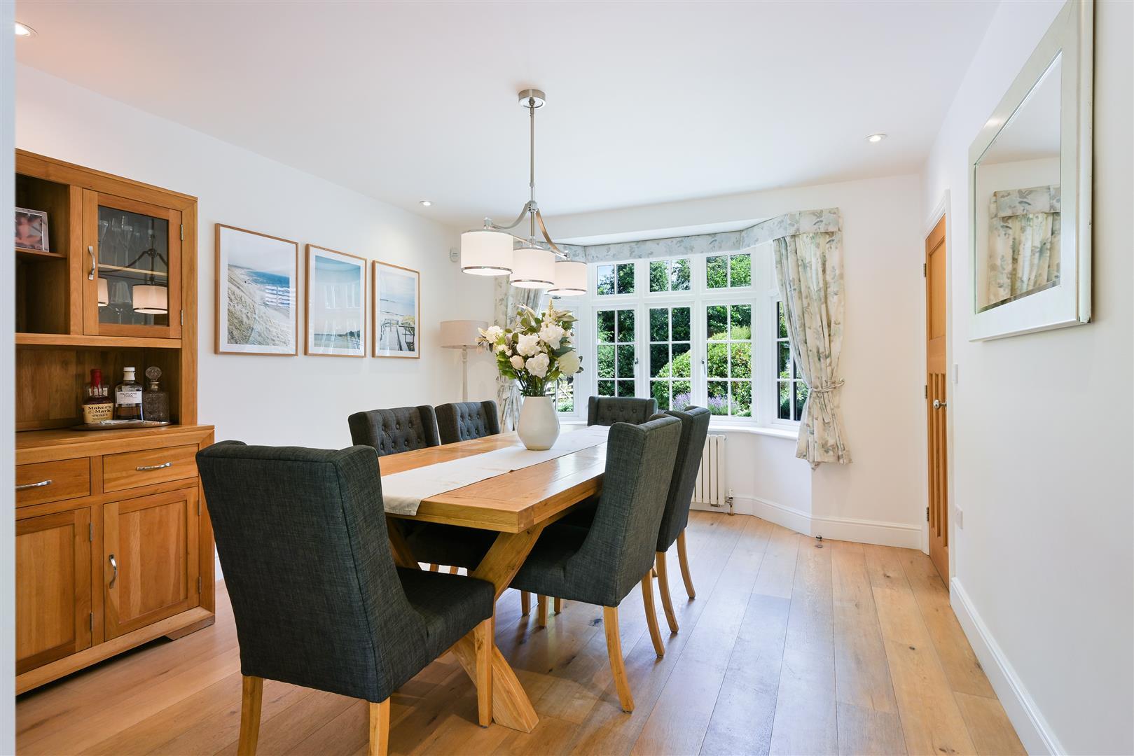 Property Image 858fbe7f-6c77-4943-93ed-40f268de54e2