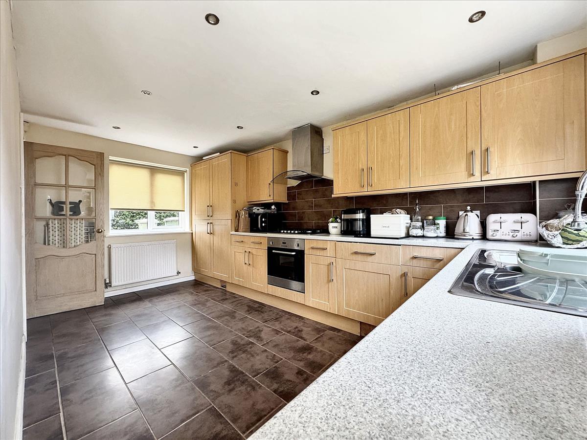 Property Image 85932560-db0d-4128-bbf2-964220f63200