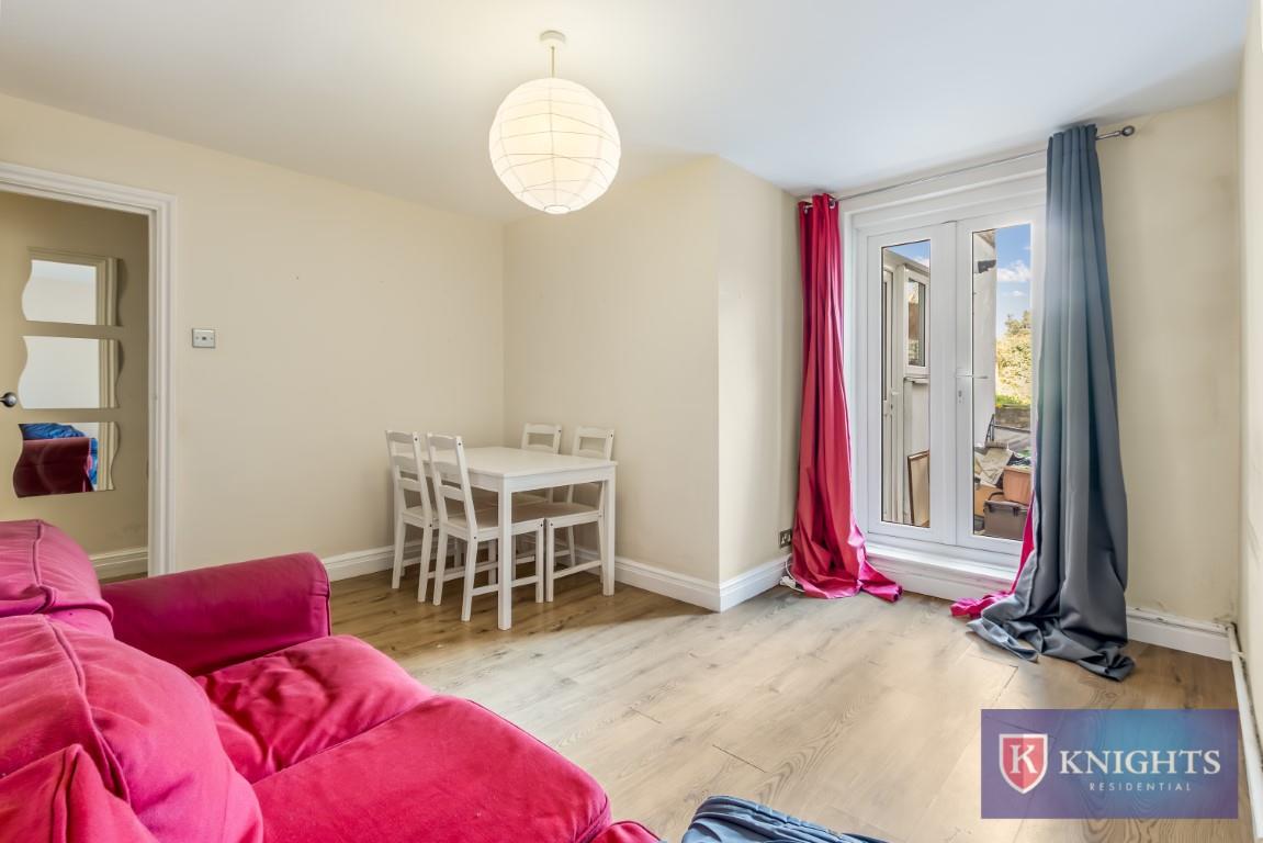Property Image 859a2115-14c8-4005-98ec-68f973418091