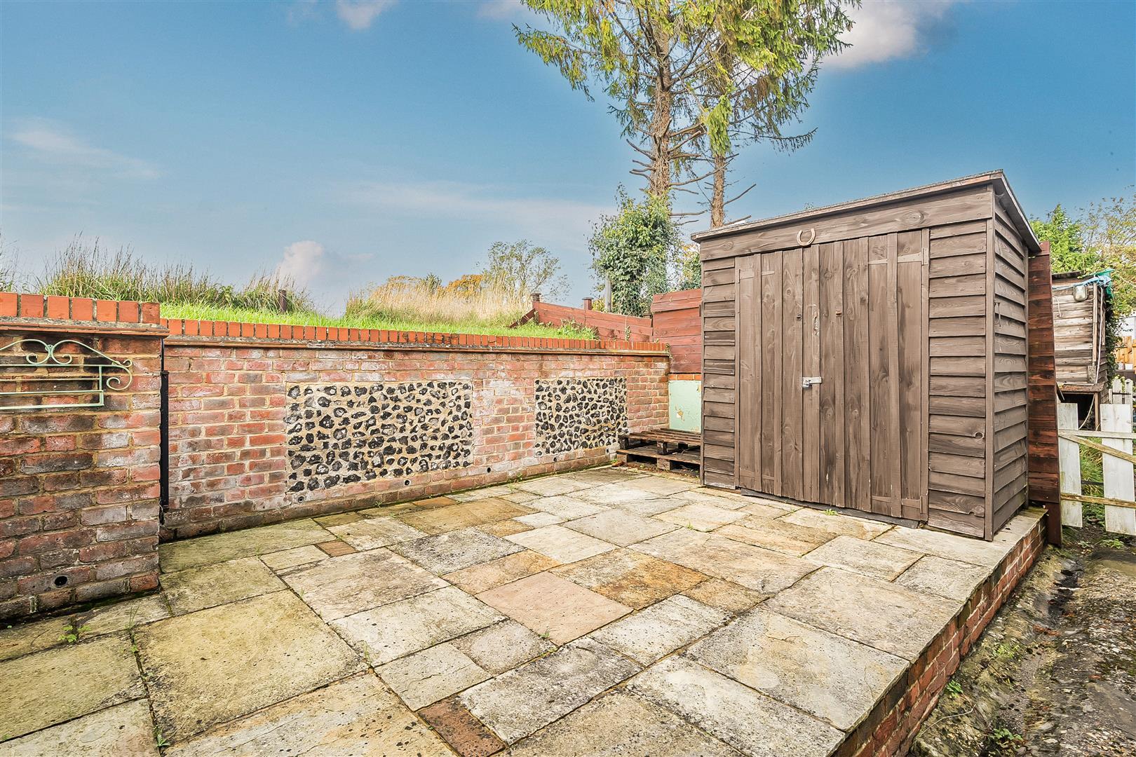 Property Image 85a87219-1d50-468a-b142-2f91f4981b0e
