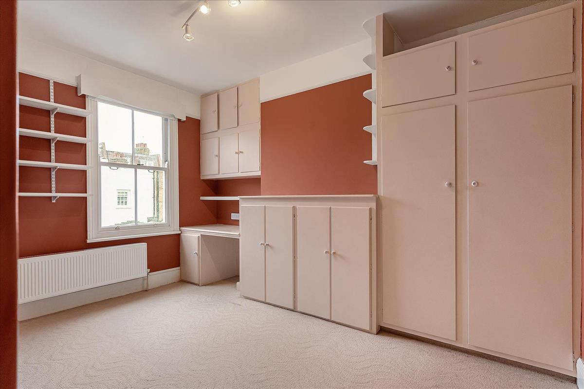 Property Image 85ae682b-7c24-42c7-9944-0d43400569f3