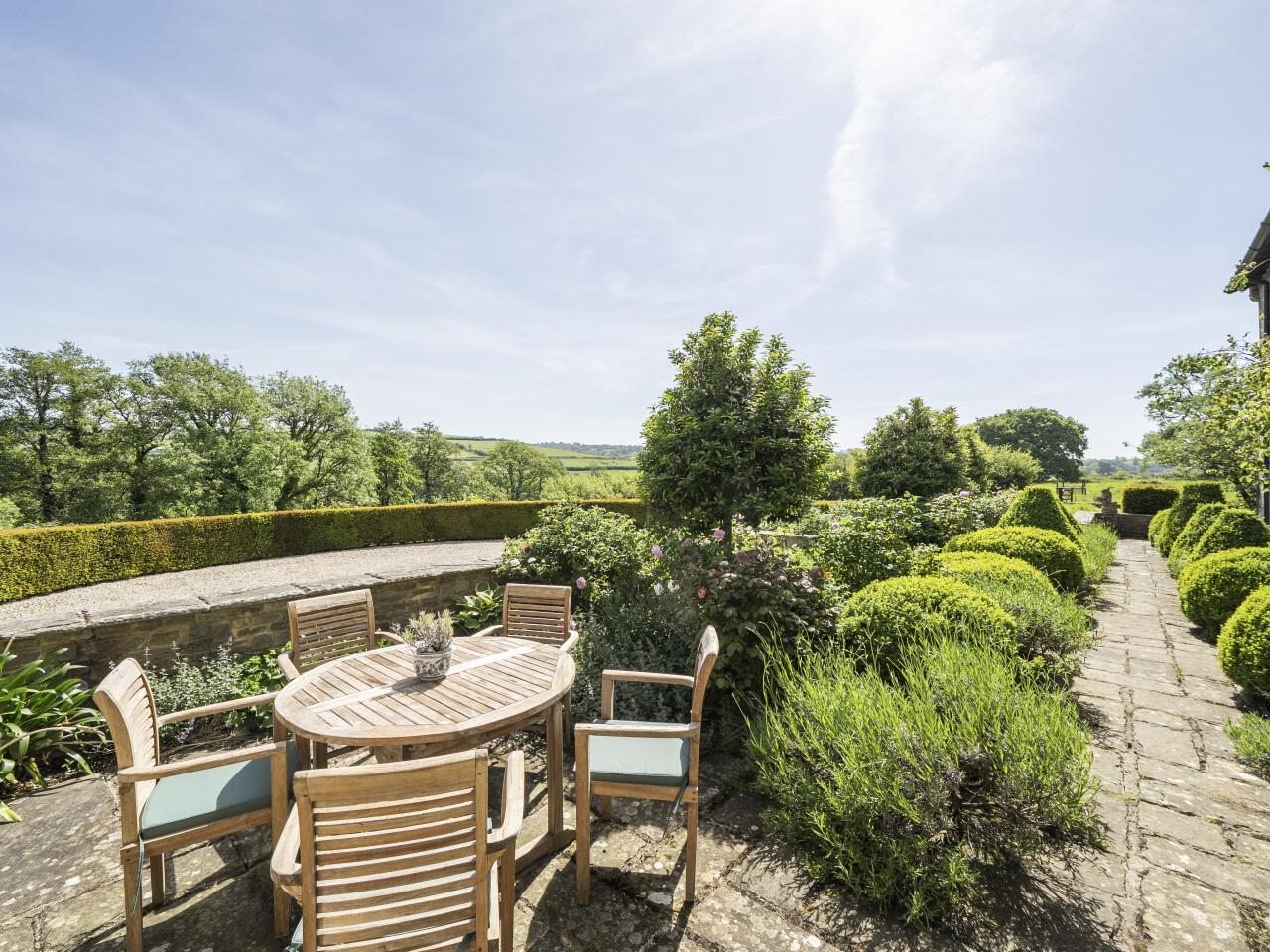 Property Image 85b072f8-60f0-43a4-a440-df4f1cf4b824