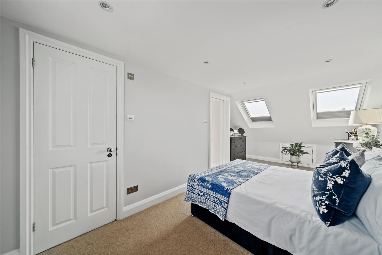 Property Image 85b0dd77-1c3b-4290-be03-9f9a775be85c