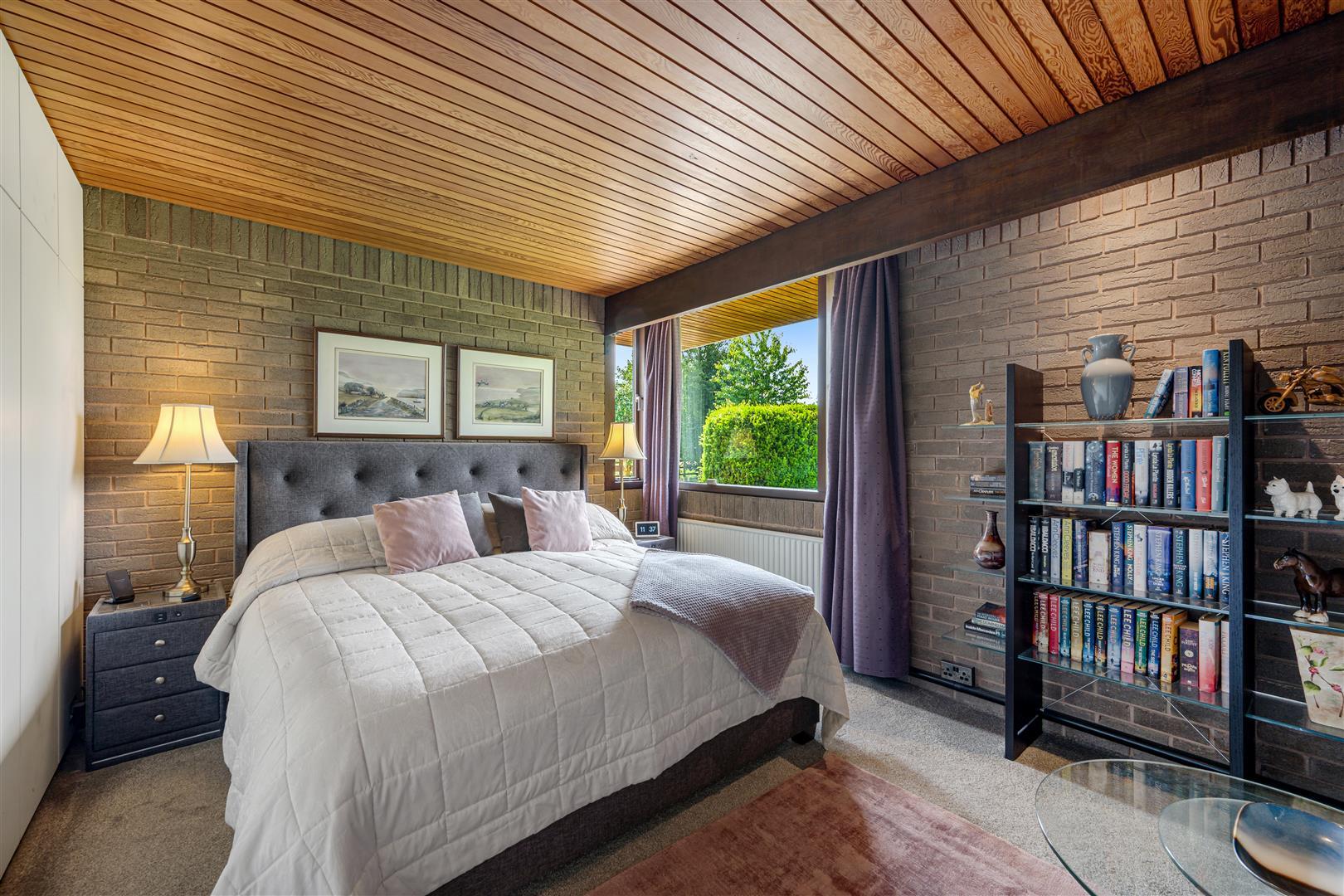 Property Image 85b9c07a-39c1-4827-9b98-a551654839f2