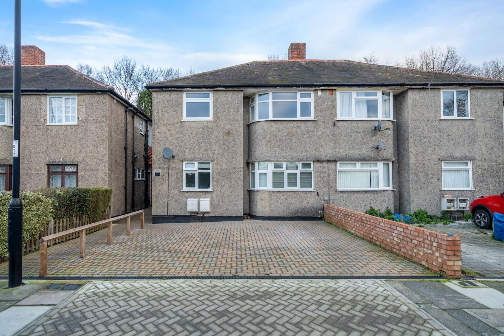 Property Image 85ba6575-4c53-4018-857c-697fa15dd956