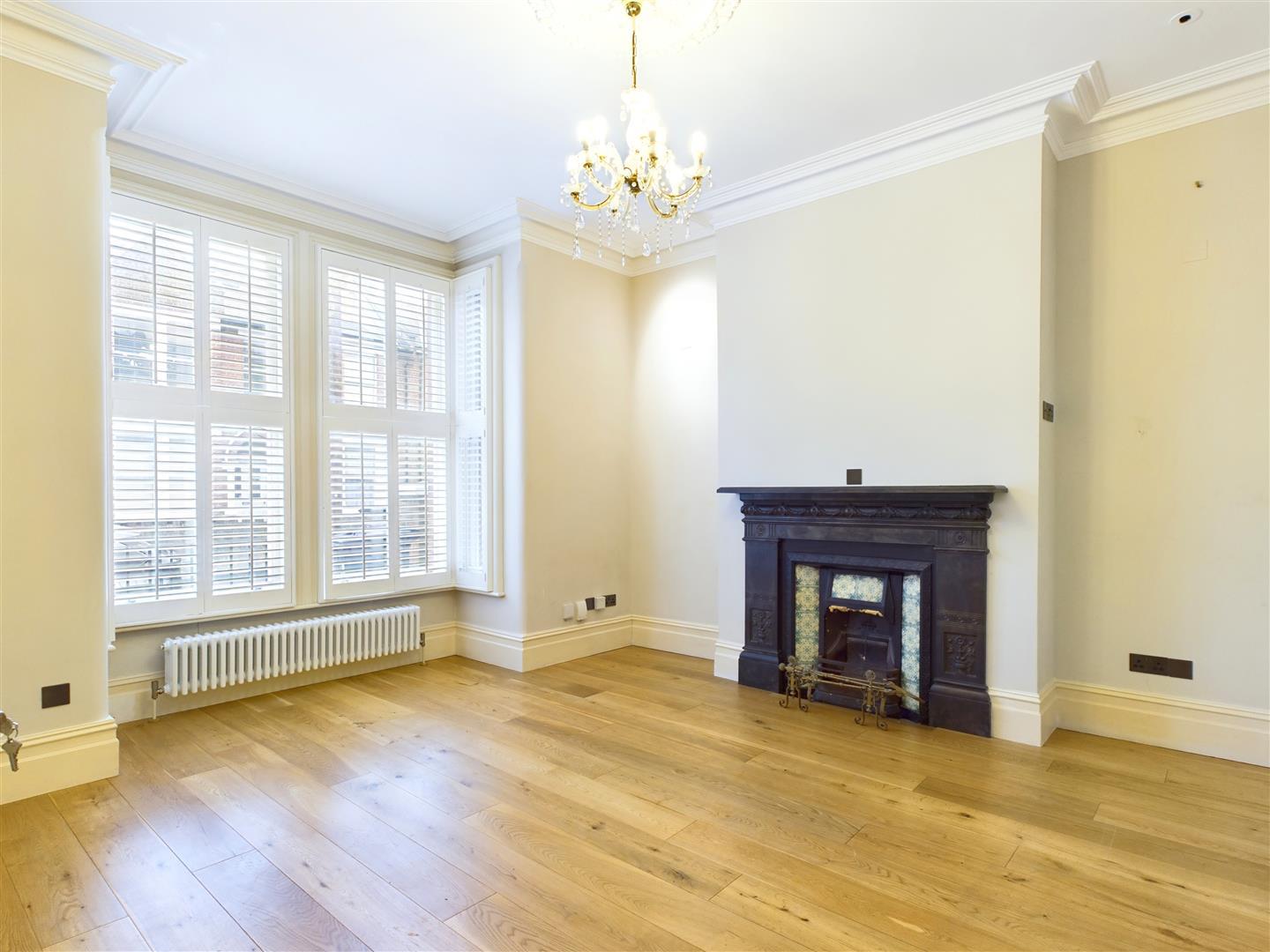 Property Image 85bb9e54-1132-4016-8ba4-09aa6f11c85b