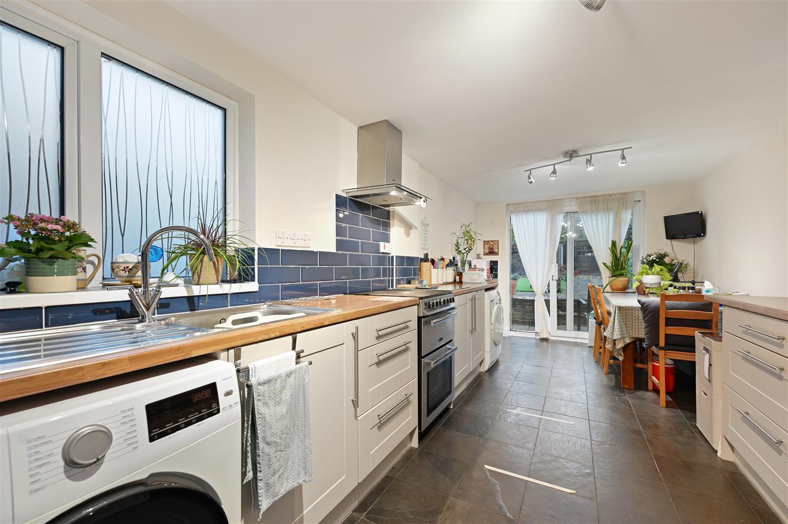 Property Image 85c434cd-749c-4981-bd0d-d822c80dbc04