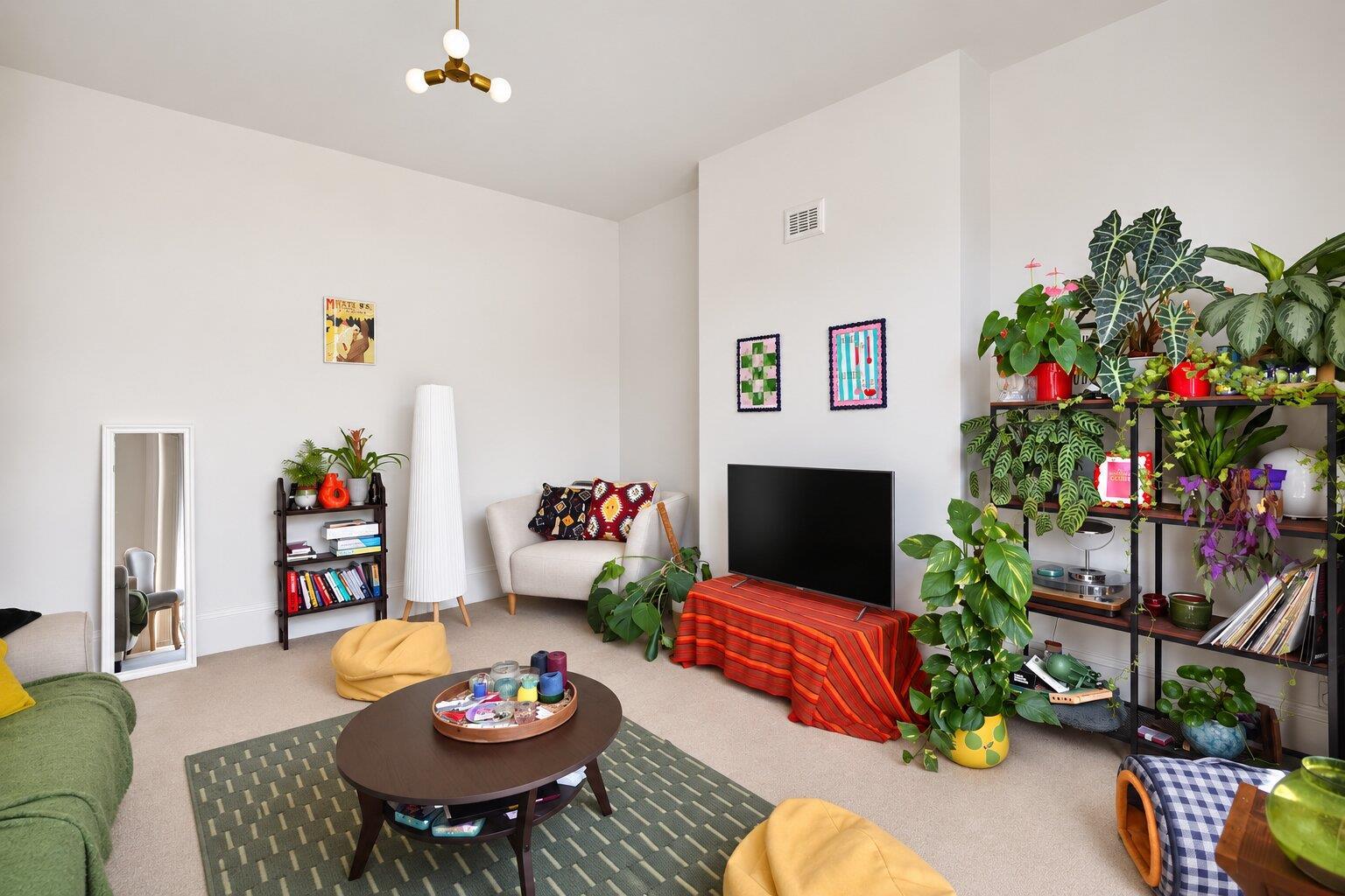 Property Image 85ce7aea-5851-4664-9568-a0bc81029cab