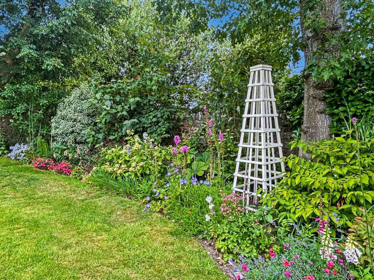 Property Image 85d1752b-71b4-4e4a-a93a-78f42808ee4f