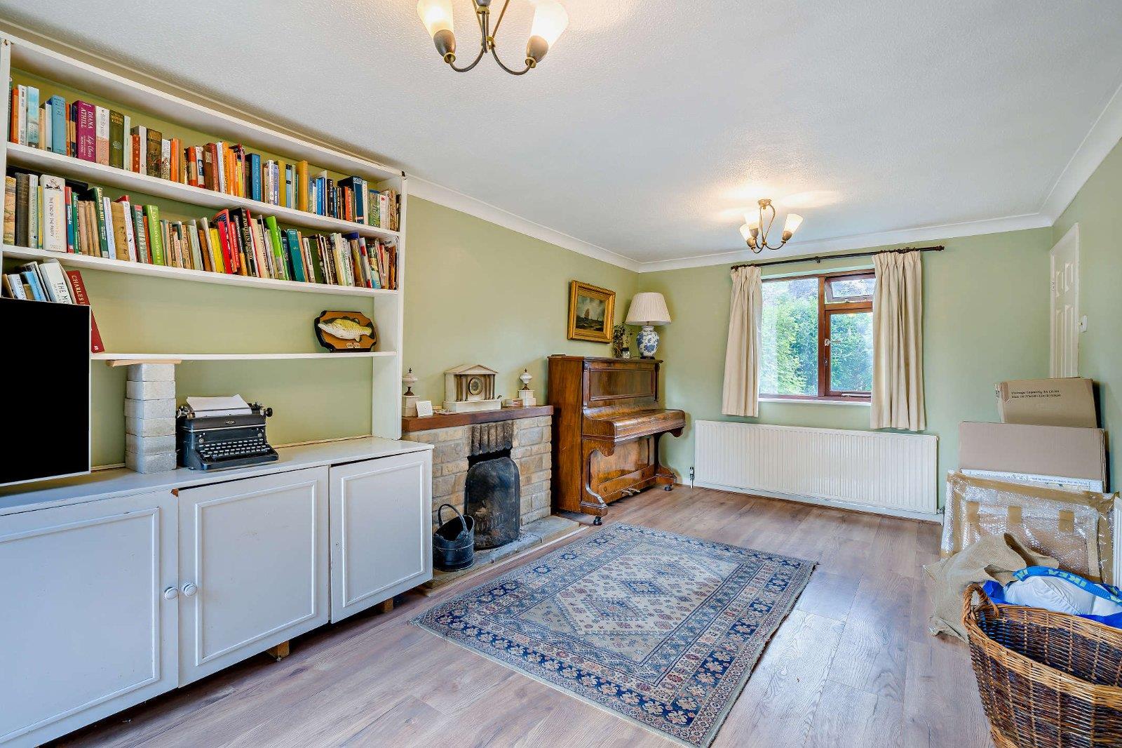 Property Image 85d1e818-8dfb-457f-a3ed-34b27cd03a8d
