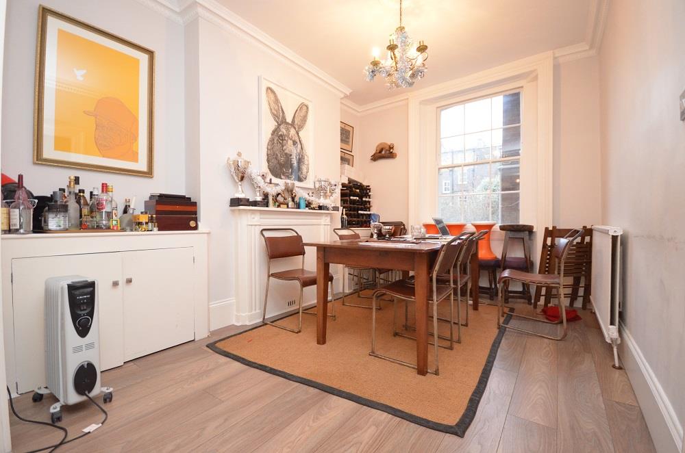 Property Image 85d27882-6ff0-40aa-96ff-4eb79be7bbba
