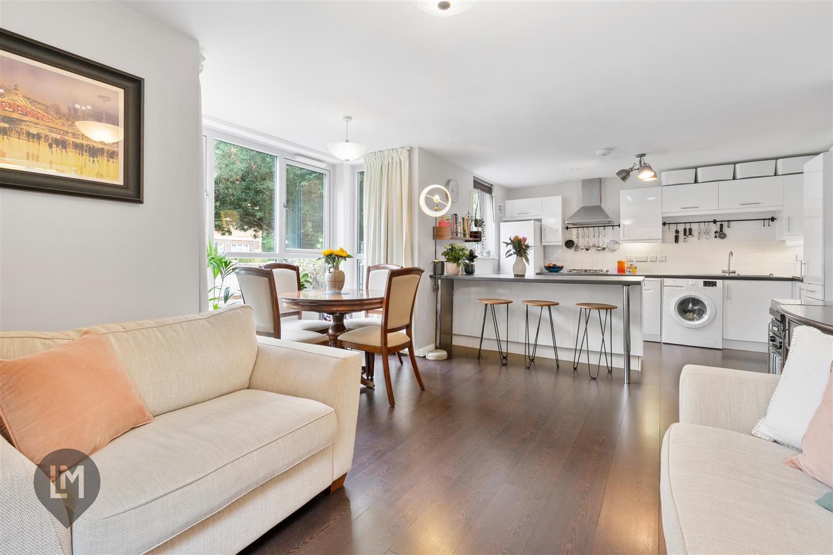 Property Image 85d57afd-9e9f-4fff-9967-a6854e60db46