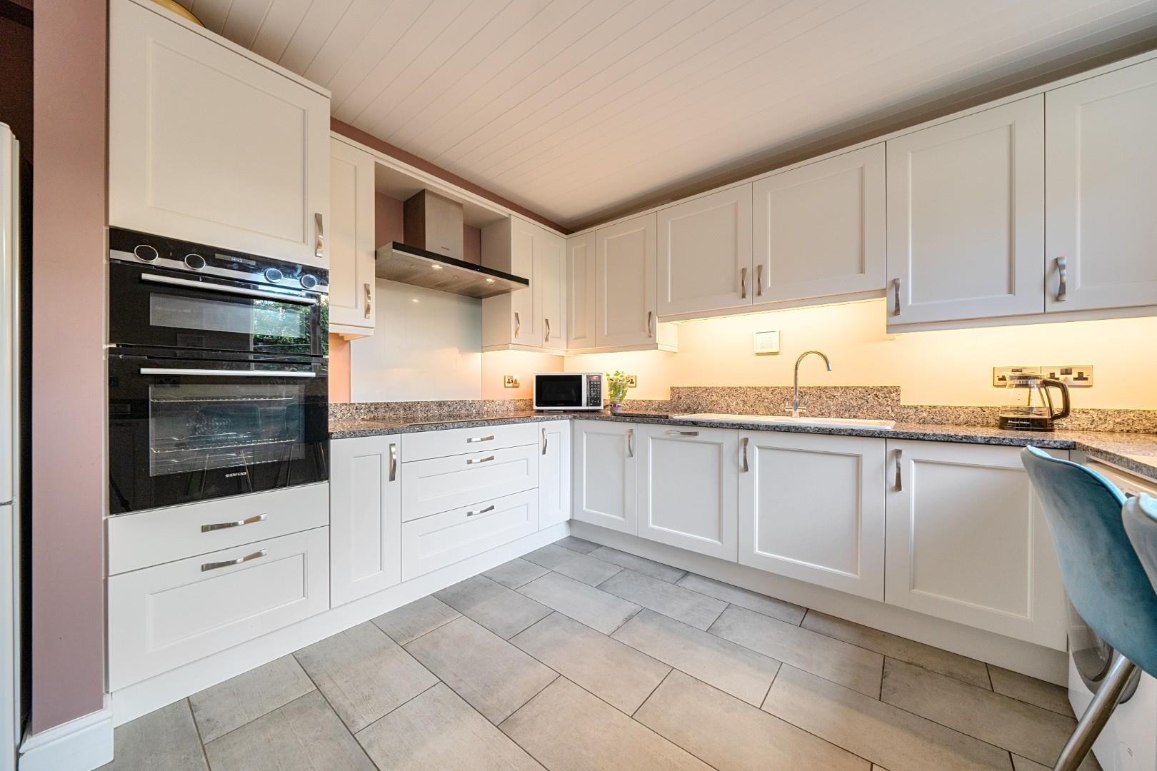 Property Image 85d9a50a-643b-4470-ad8c-ba0bb879145f