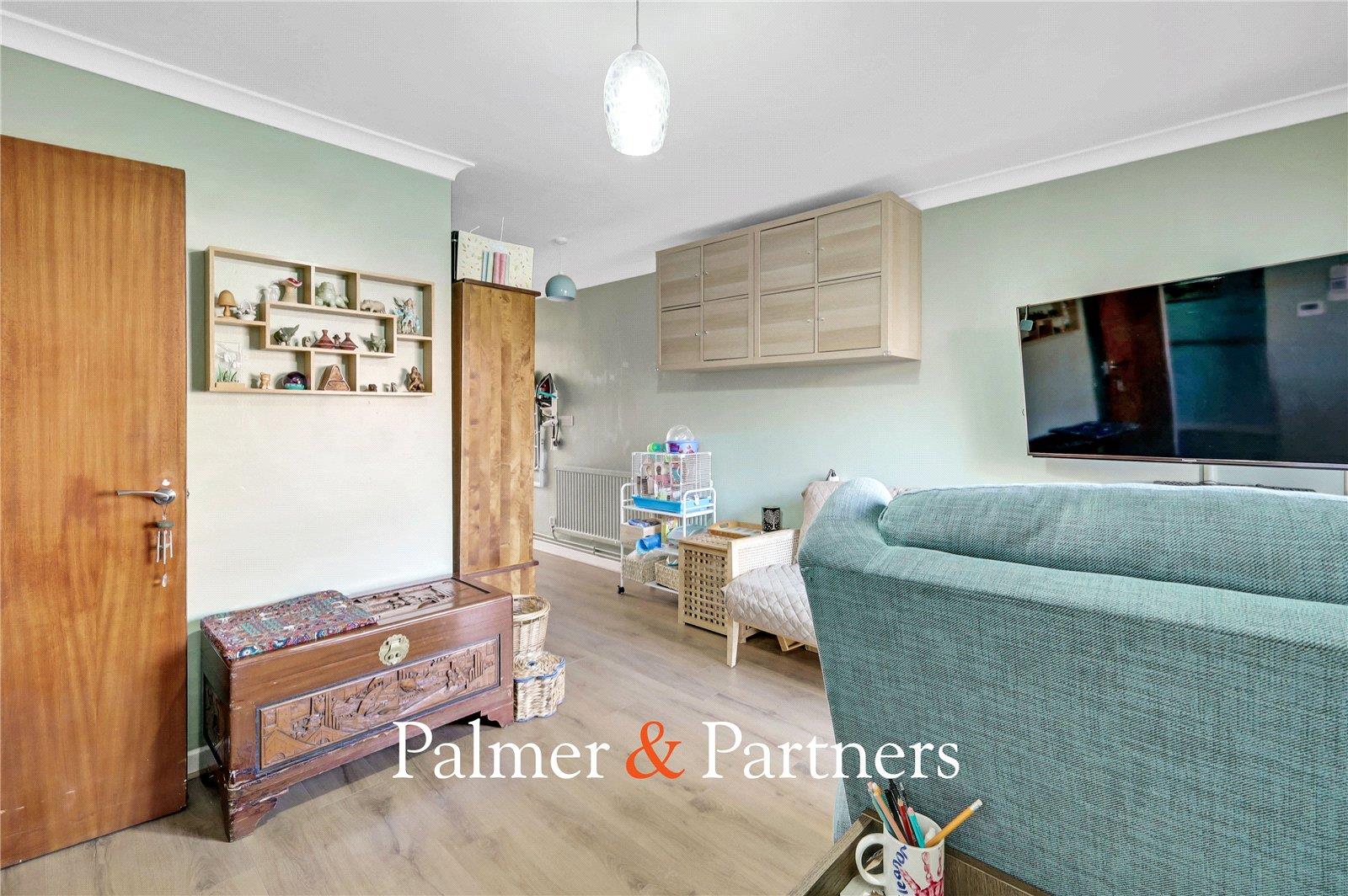 Property Image 85f3473f-5a2a-47e5-b023-3327c08a2f26