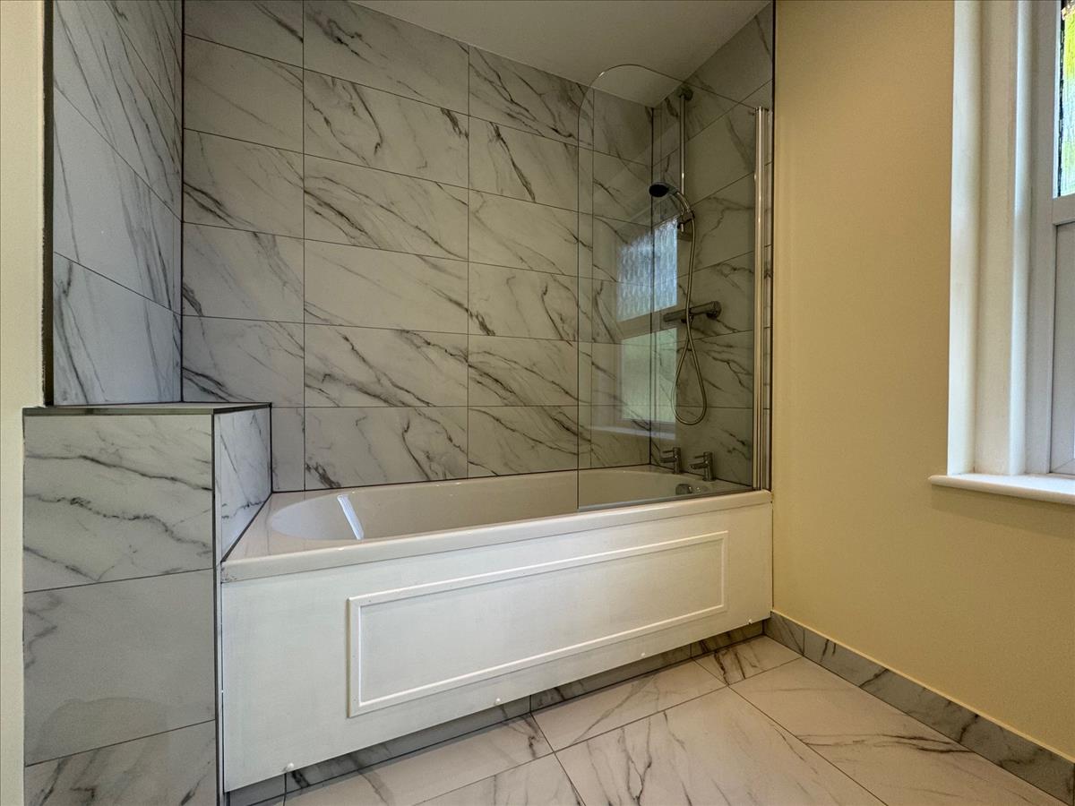 Property Image 85f79426-16d9-4ca8-93f0-213f3d5b7de5
