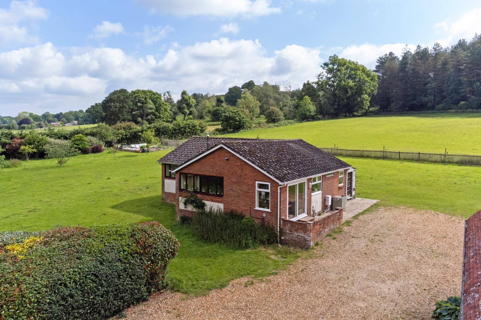 Property Image 8615f98d-9bf2-4ebe-816a-dcb1b2cc7693