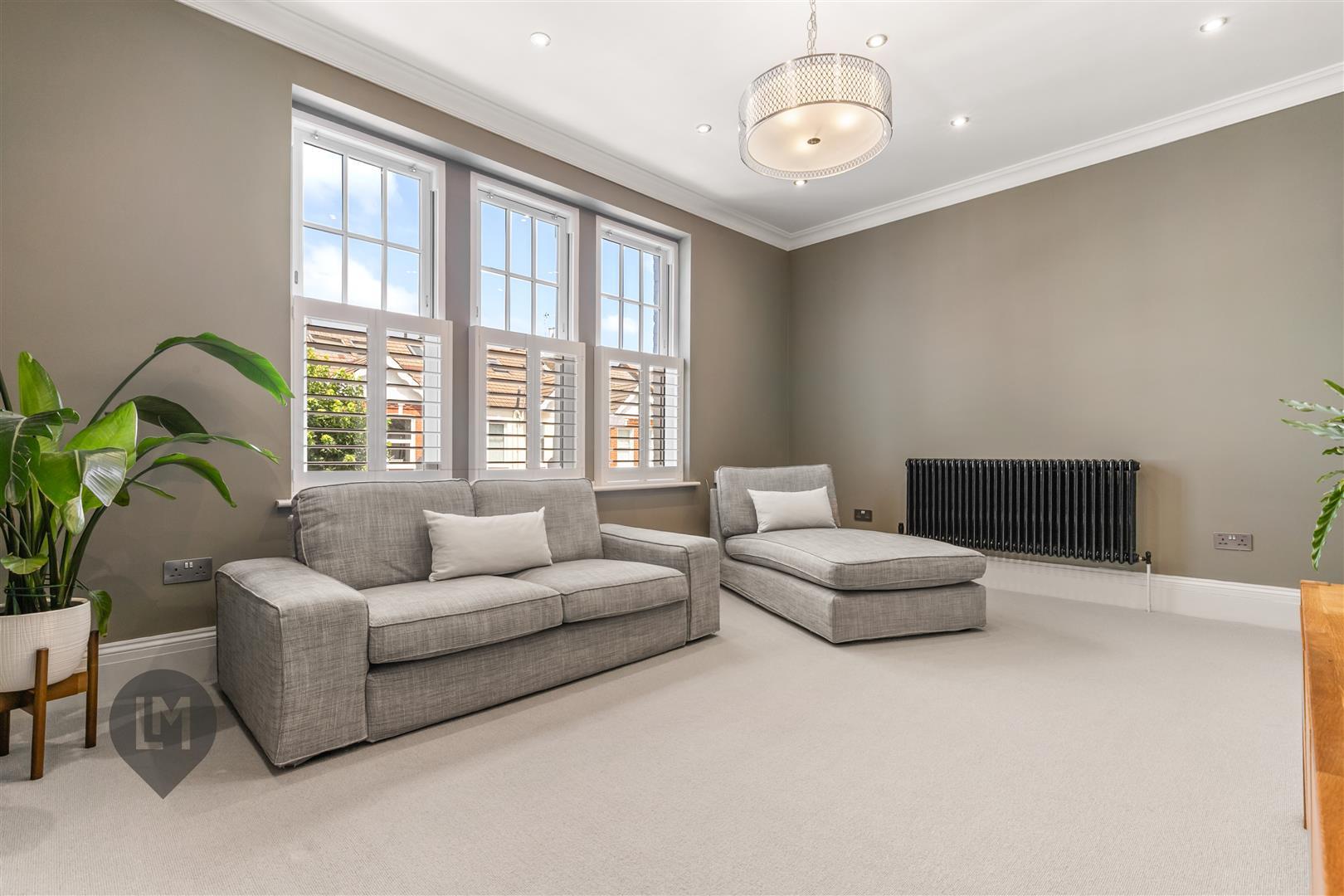 Property Image 8617724b-c1a9-4517-9856-d0b6f5481548