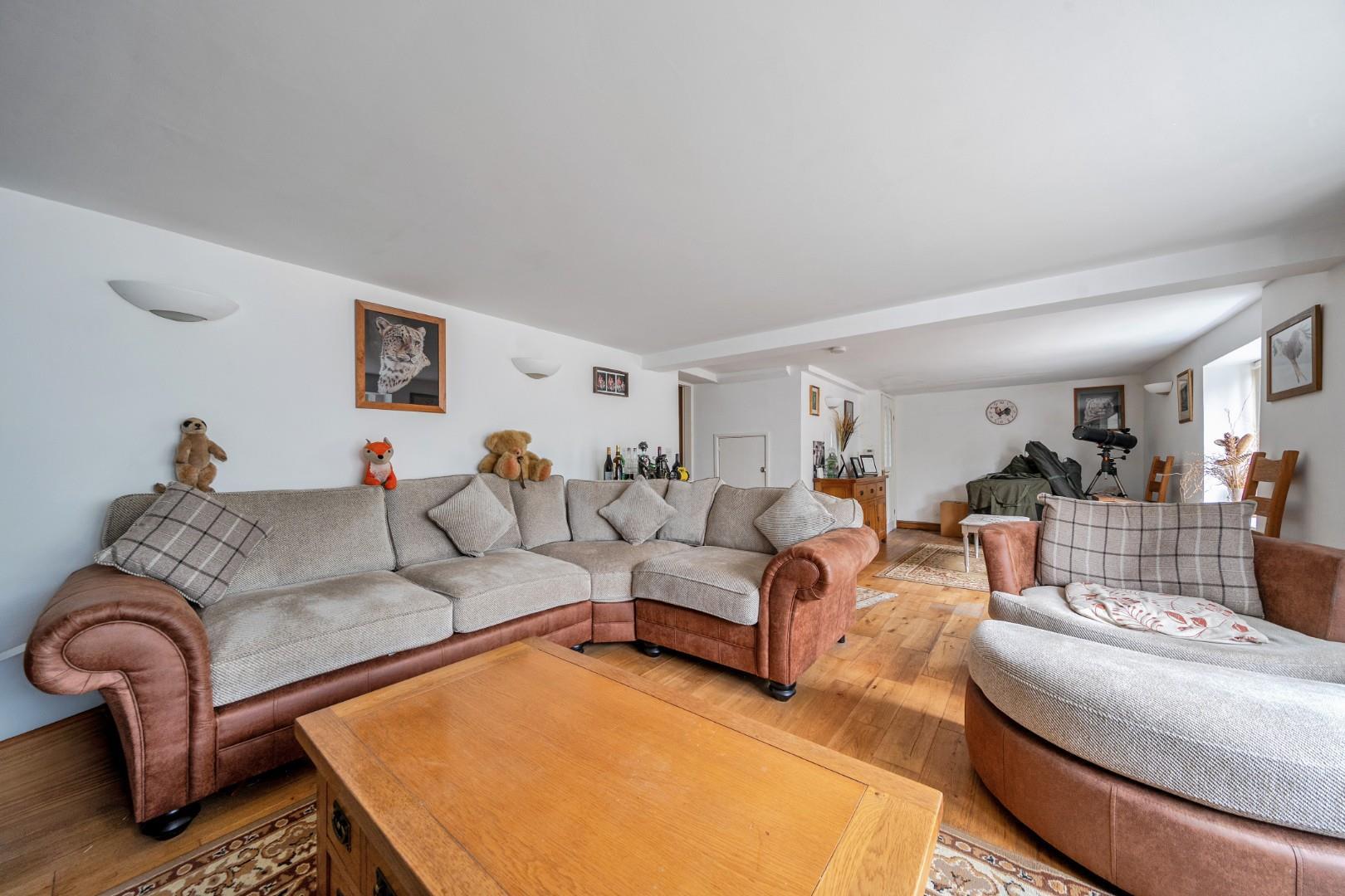 Property Image 8624771f-ffff-4343-8b6d-875afb2d411e