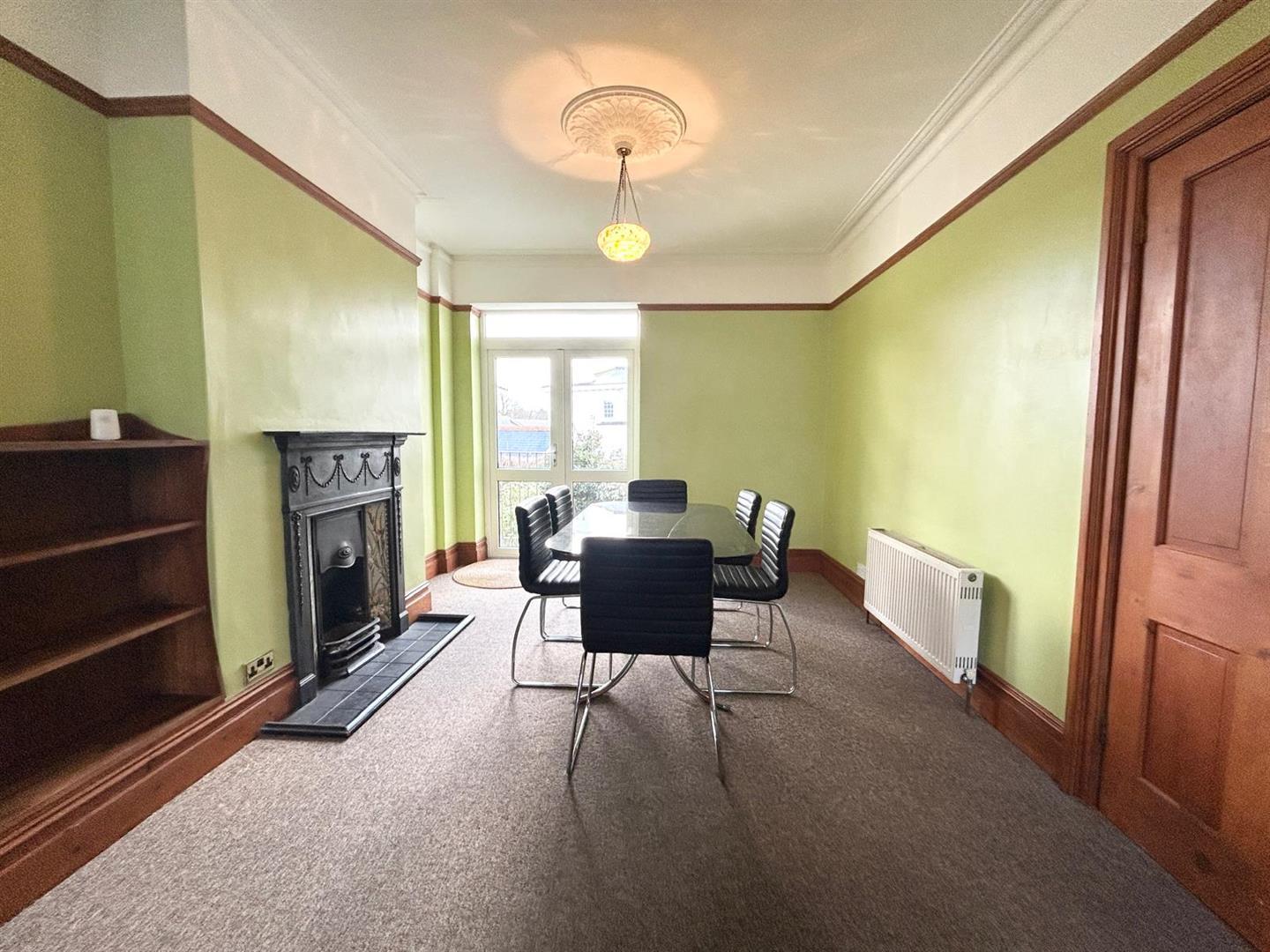Property Image 8645f912-4975-470a-a74a-ef508c8af797