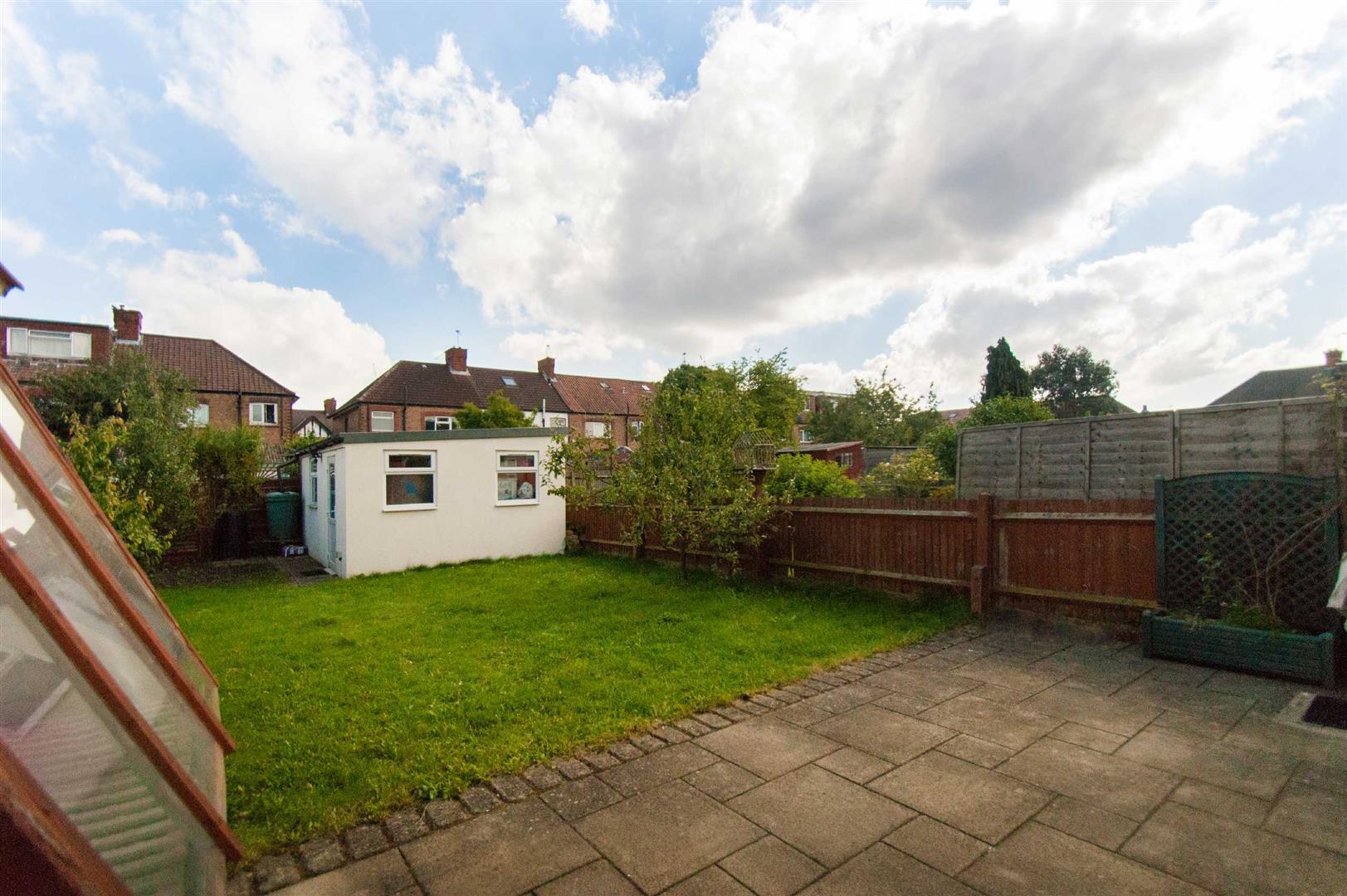 Property Image 86529721-e07c-4f0f-86bf-858ad9c049b3