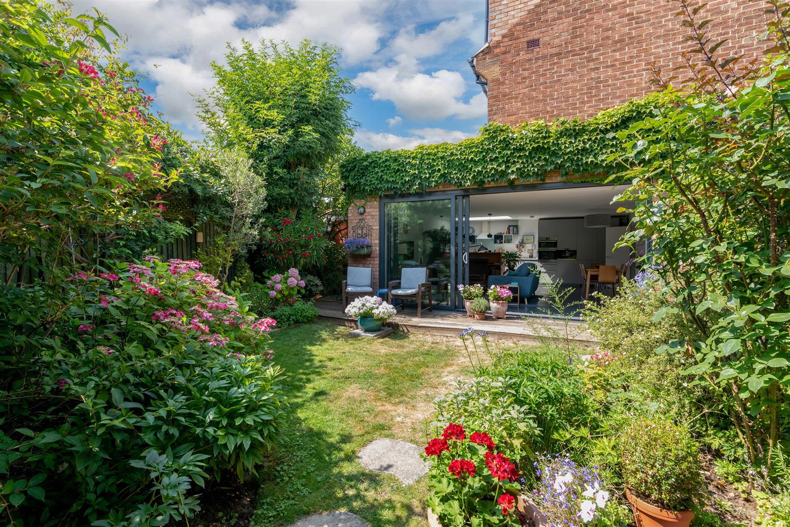 Property Image 86648616-95a4-4559-9f97-698918893cf6