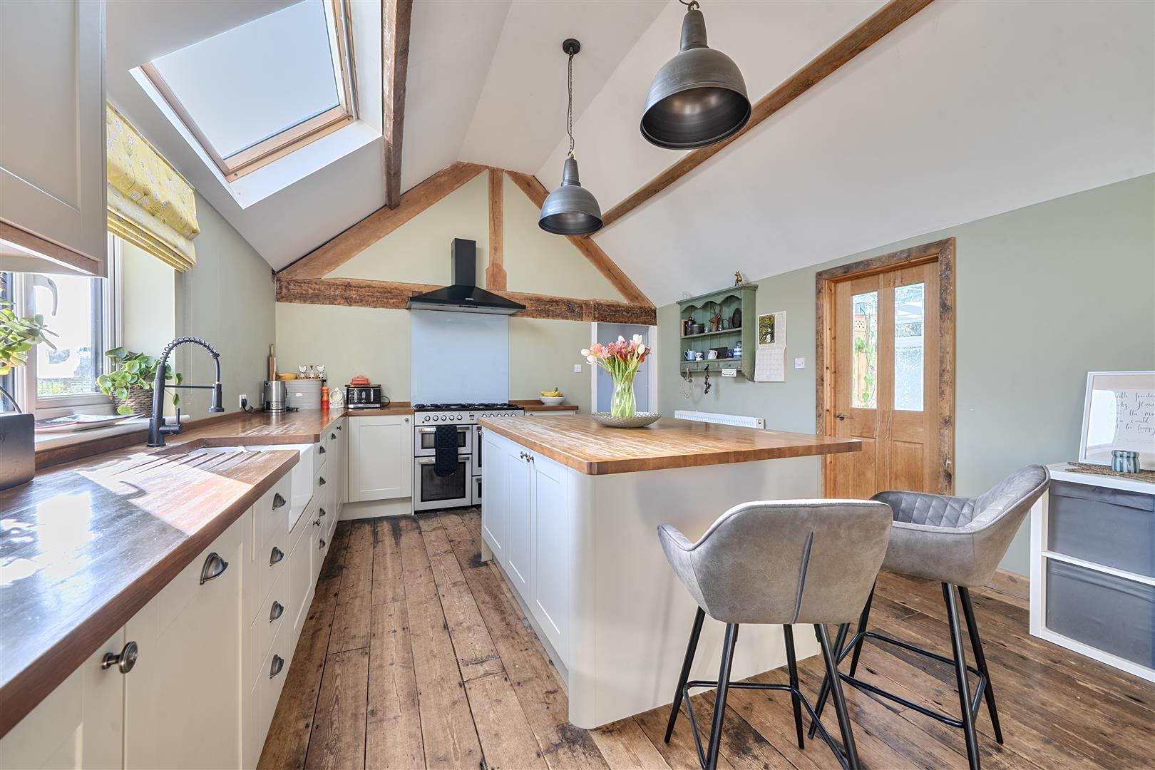 Property Image 868b510d-8957-4690-91e9-f6860e6de7b6