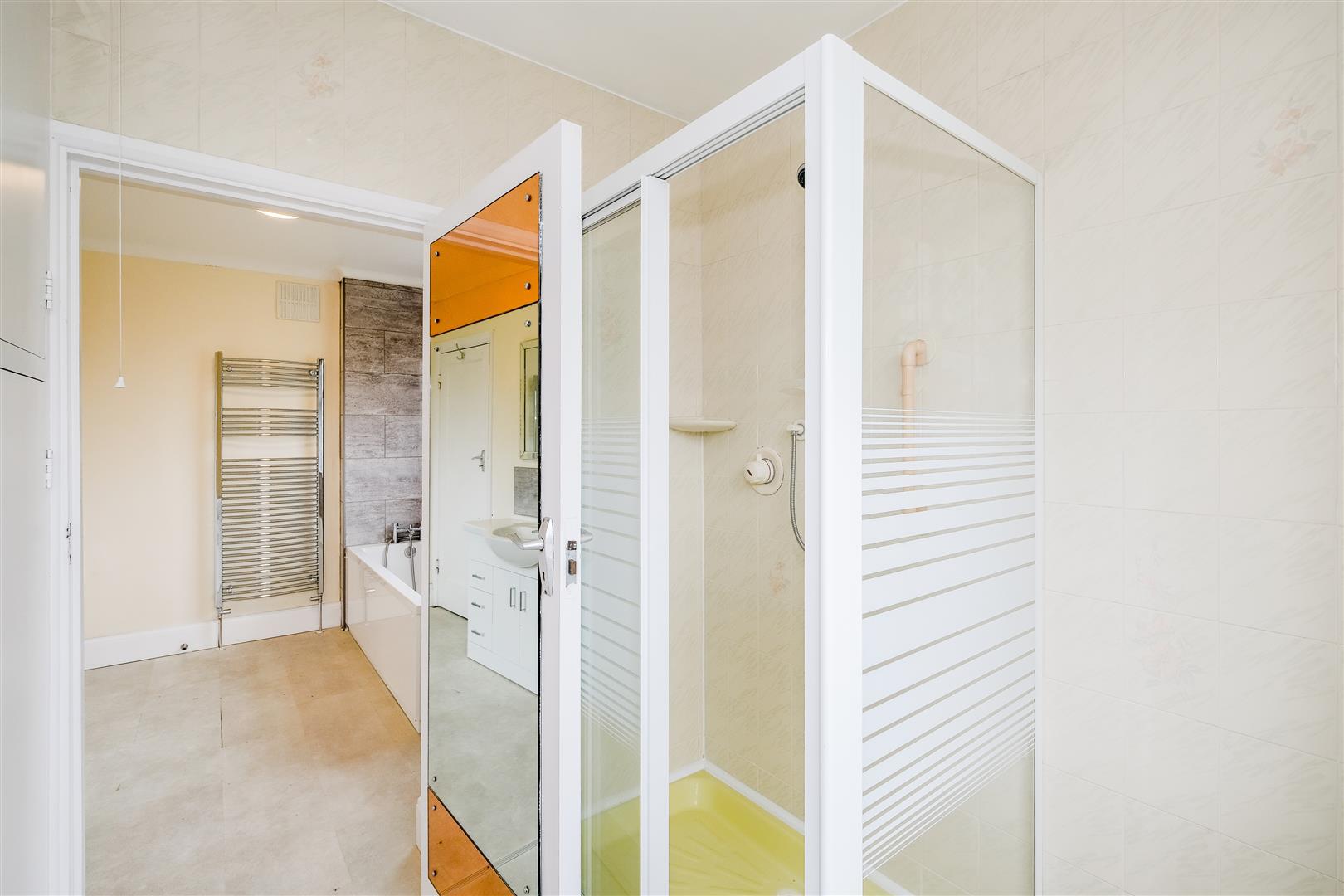 Property Image 868fe016-7030-45b0-96a8-881e8b04972a