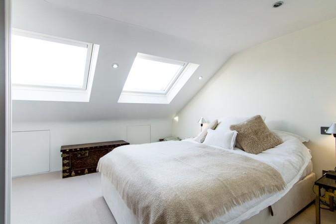 Bedroom (5).jpg