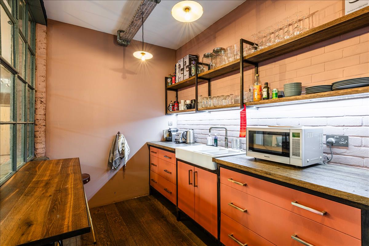 Property Image 86a325d7-14ed-451d-986d-57f1c78ed5ba